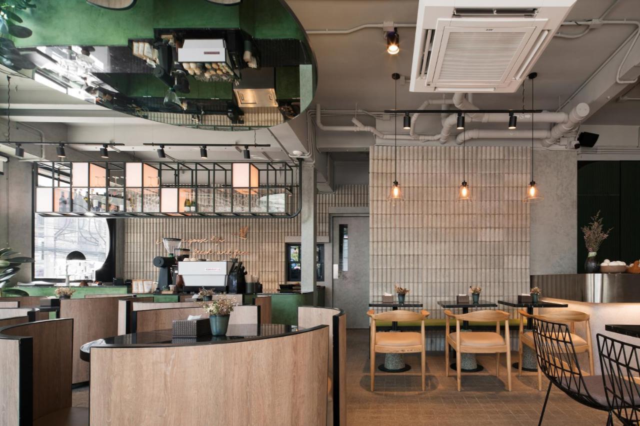 Goose Living Hotel Bangkok Ngoại thất bức ảnh